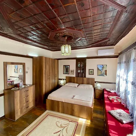 Restaurant & Semani 3* Berat