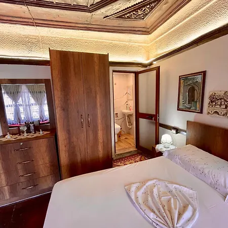 Bed & Breakfast Restaurant & Semani Berat