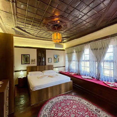 Restaurant & Semani Berat