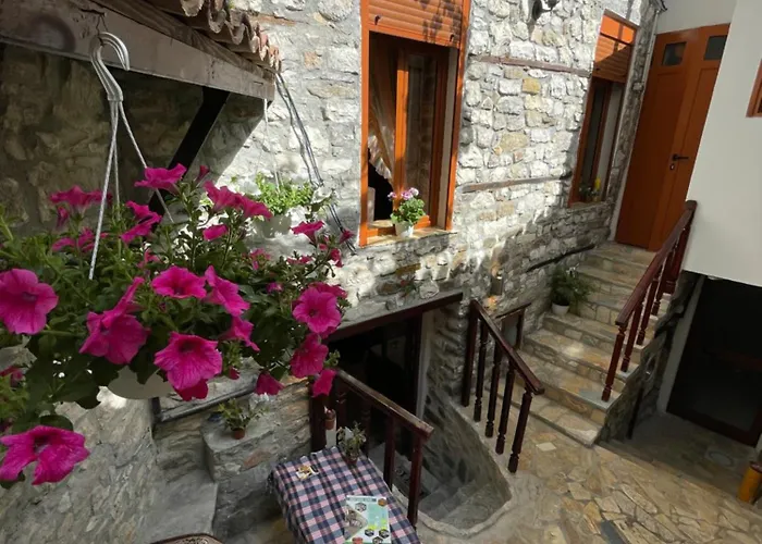 Restaurant & Semani Berat